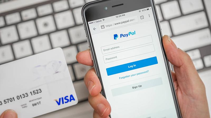 PayPal tài trợ giảm giá đặc biệt cho khách hàng mua sắm với PayPal tại các nhà bán lẻ được chọn